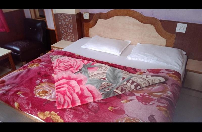 Hotel Harbans Shimla Exterior foto